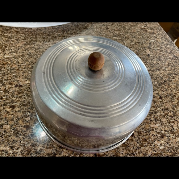 Antique Cake/Pie Cover. - Picture 1 of 5